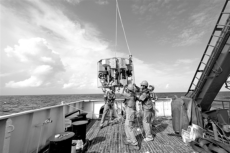 打破边界、科教融汇、技术赋能 推动大学从“知识应用”向“价值创造”转型 打破边界、科教融汇、技术赋能 推动大学从“知识应用”向“价值创造”转型